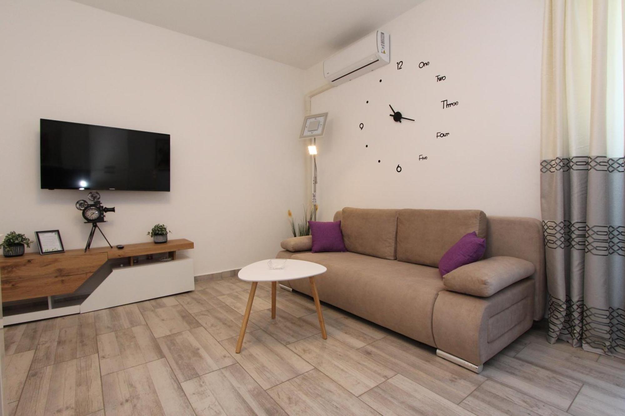 Apartments Hawaii บานโจเล ภายนอก รูปภาพ