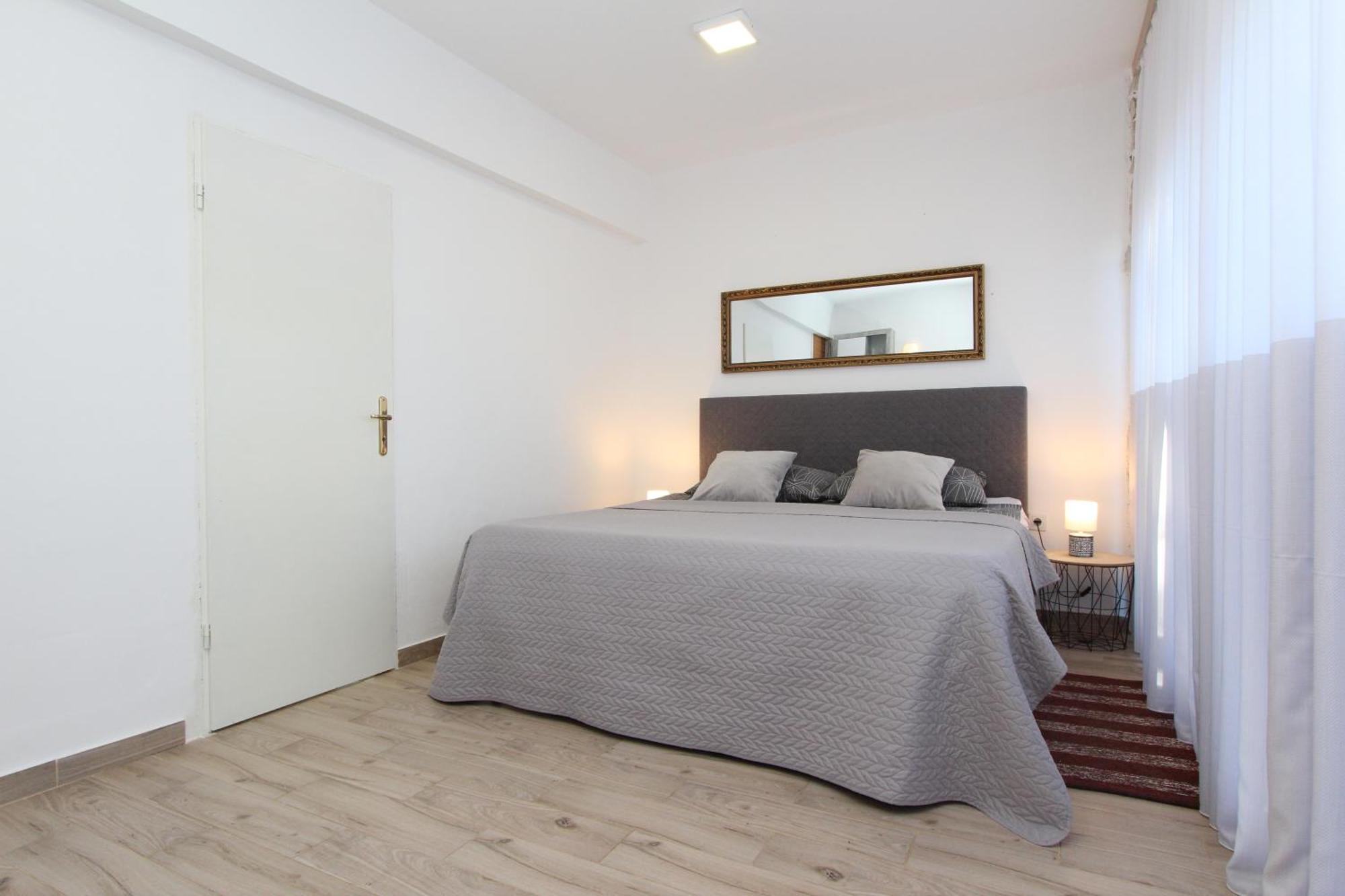 Apartments Hawaii บานโจเล ภายนอก รูปภาพ